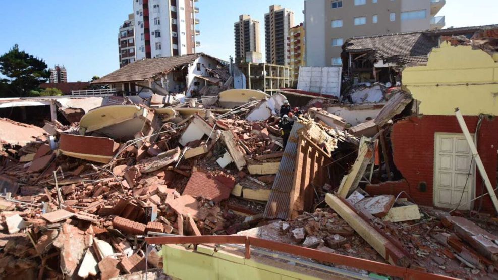Villa Gesell: se derrumbó un hotel de 10 pisos