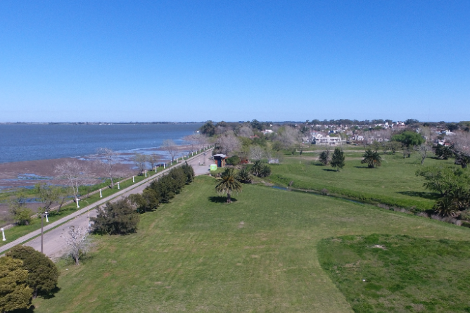 El Municipio impulsa una nueva etapa de desarrollo en la costanera: proyectan una isla de servicios en el Parque La Esperanza