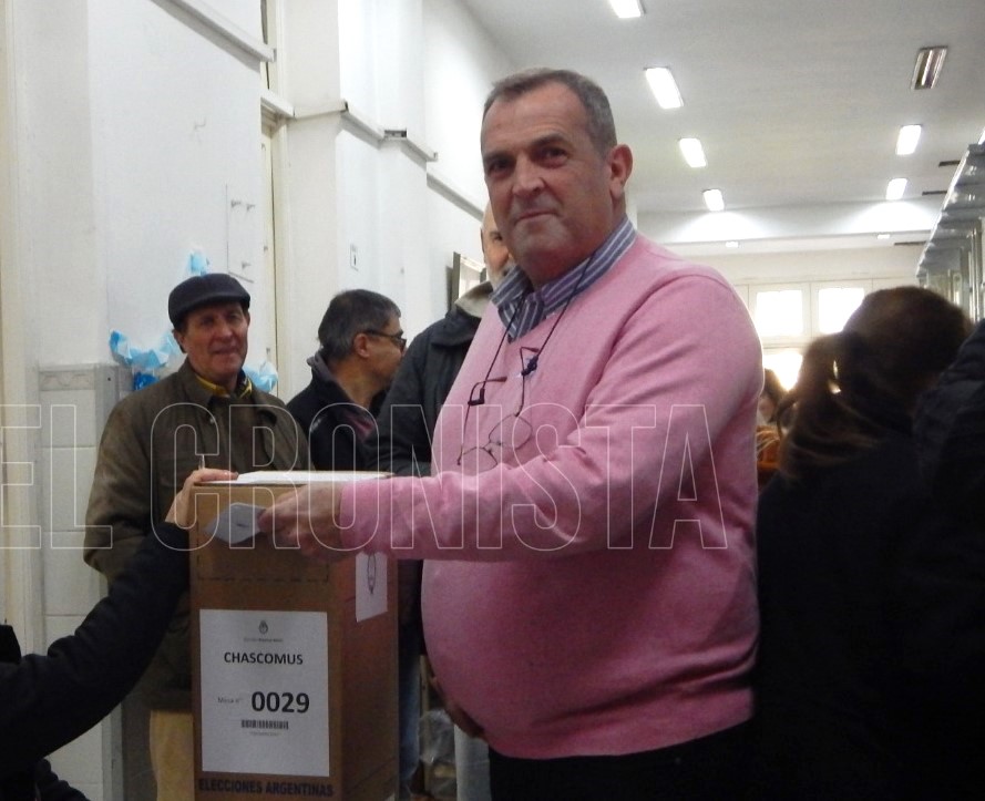 Dos Santos publica una carta abierta a los trabajadores municipales