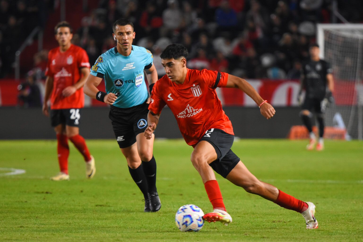 Tobio Burgos, top 3 de la fecha: su golazo lo impulsa en la pelea por la titularidad en Rosario
