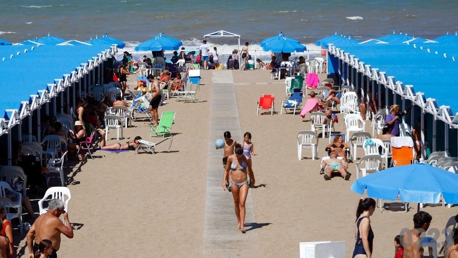 Mar del Plata: en diciembre comienzan a regir las multas por fumar en la playa