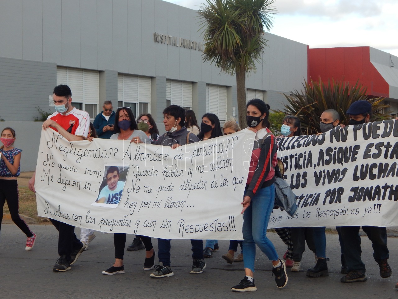 Fuera del Concejo Deliberante: Familiares de joven que falleció por enfermedad grave convocan a manifestación pacífica